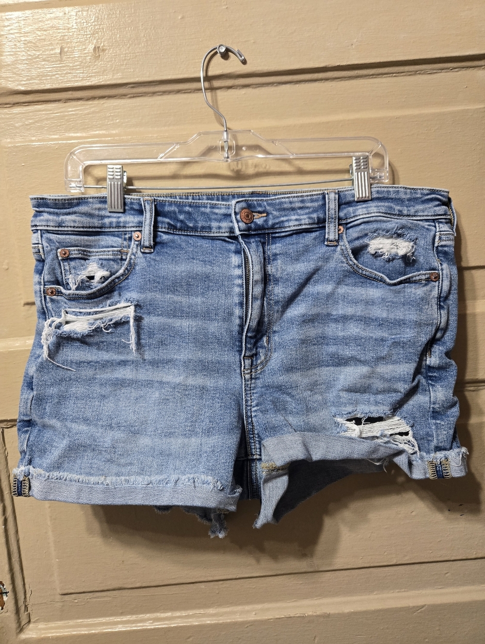 American Eagle Next Level Stretch Hi-Rise Shortie Distressed Denim Shorts GUC